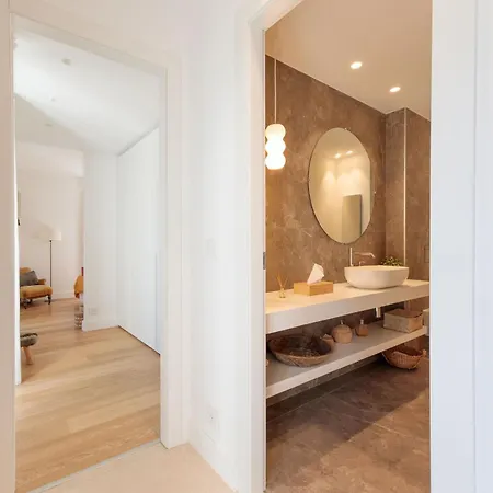 By Halldis *