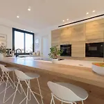 By Halldis Villa Cannes