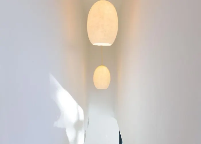 וילה By Halldis *